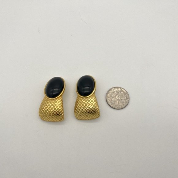 Vintage 80s Gold Curved Large Black Cabochon Statement Clip On Earrings - Picture 10 of 10